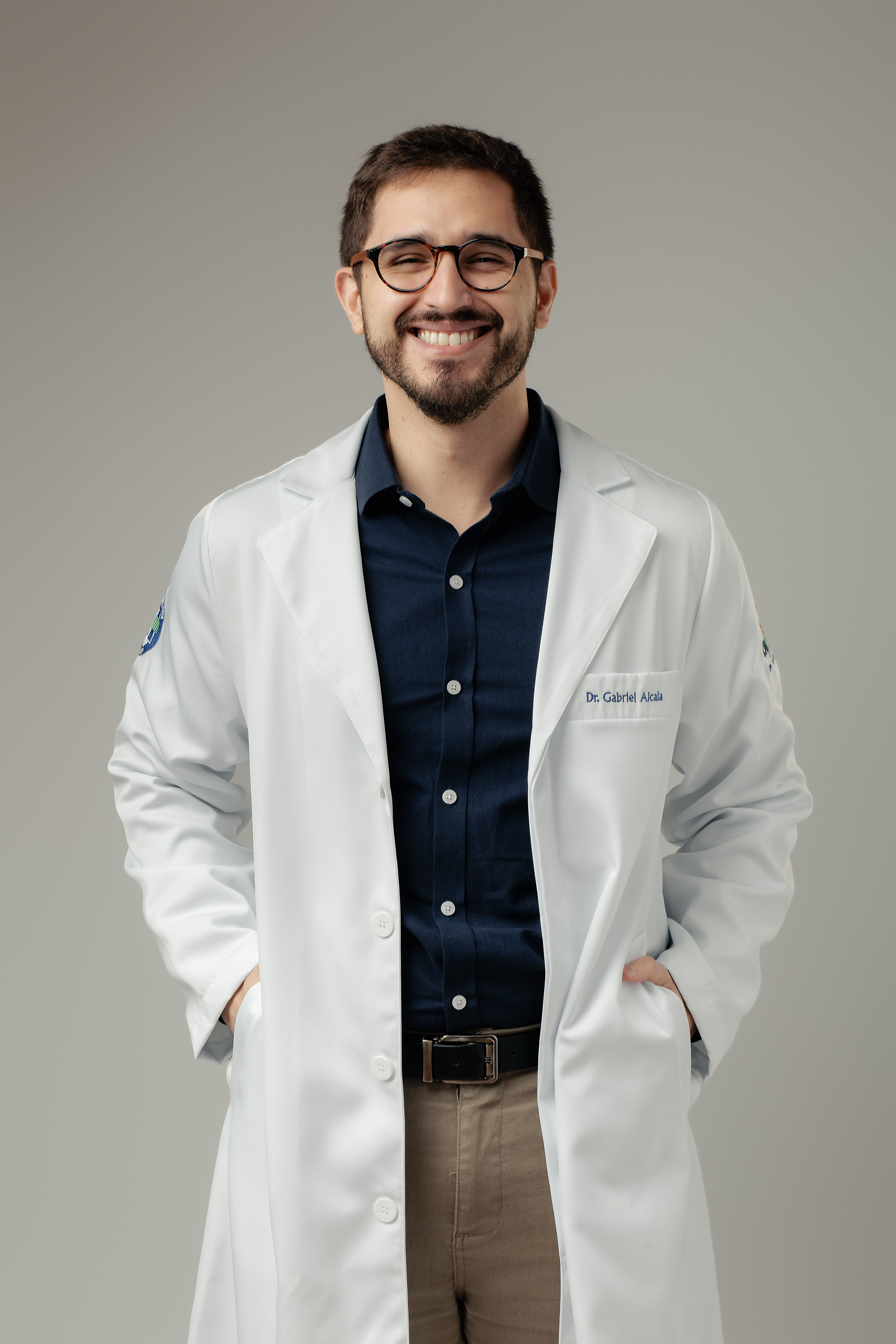 Foto do Dr. Gabriel Alcala